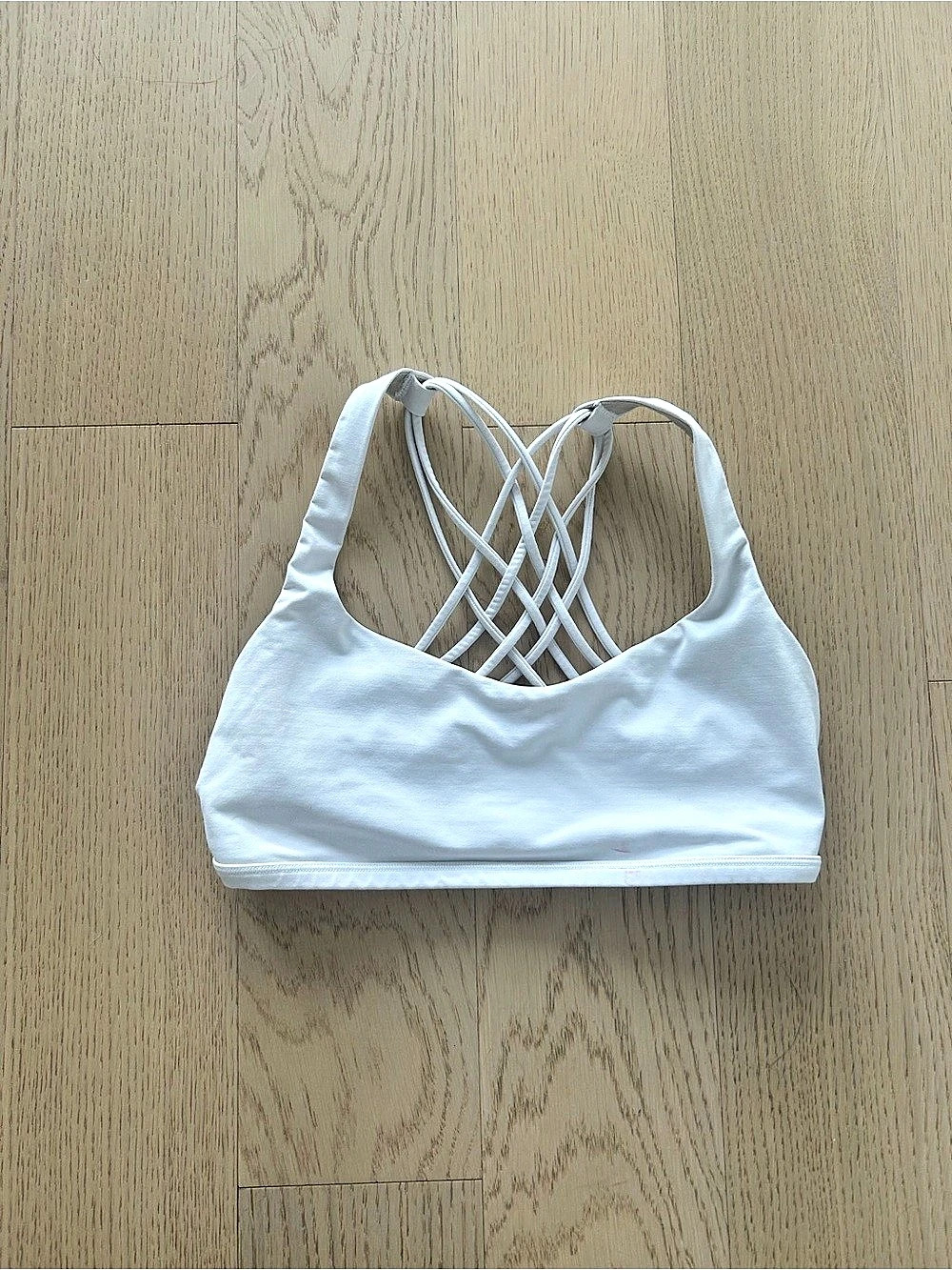 Lululemon Free to Be Bra Wild White Sports Bra Size 6